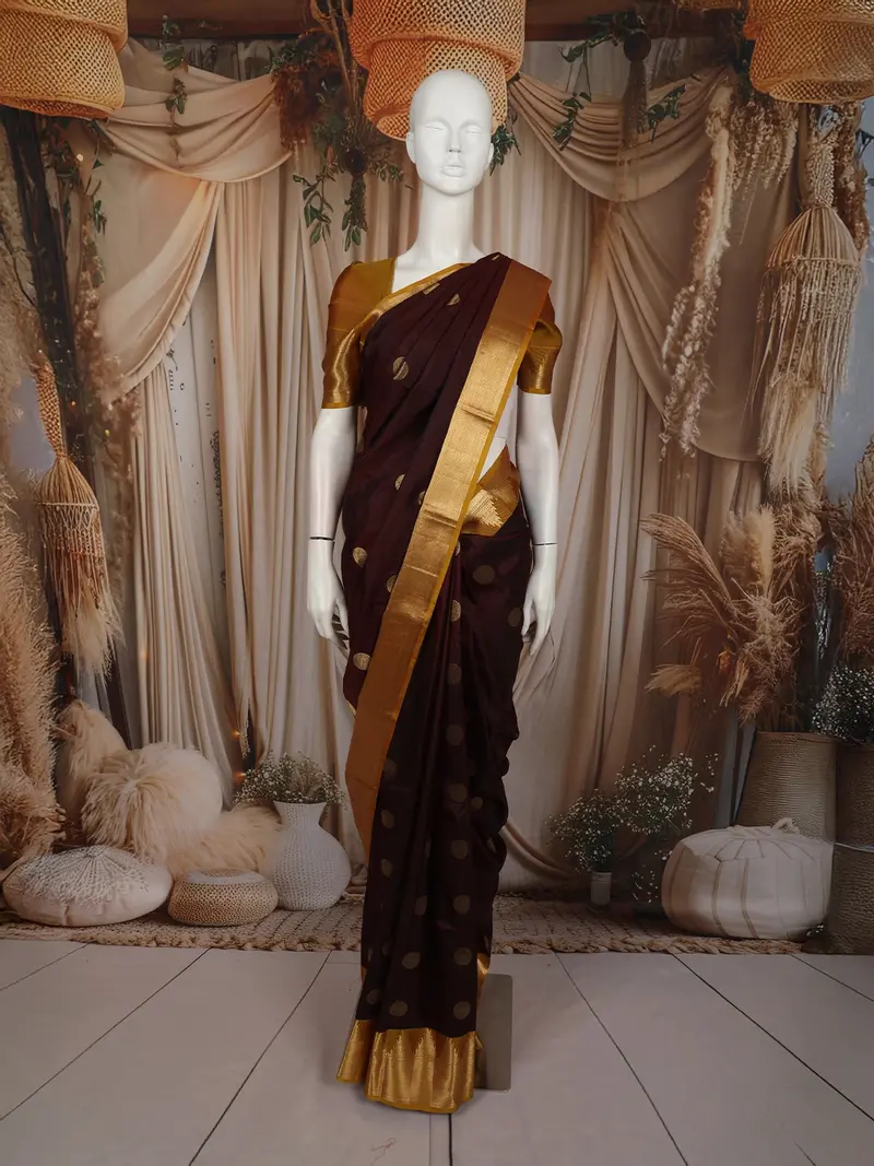 Deep Wine Butta Zari Woven Design Pure Kanchipuram Silk Saree With Contrast Zari Border 1