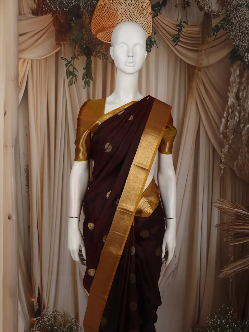 Deep Wine Butta Zari Woven Design Pure Kanchipuram Silk Saree With Contrast Zari Border 2