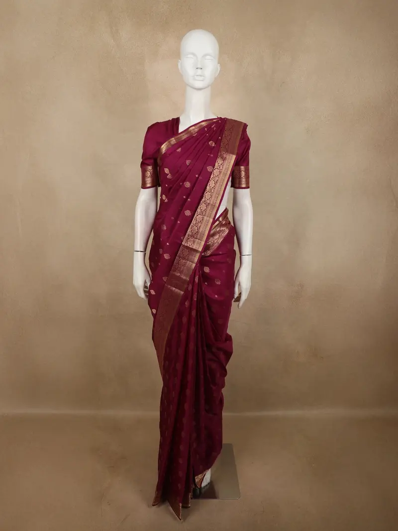 Deep Wine Floral Butta Zari Woven Design Kanchipuram Silk Saree With Floral Zari Border 1