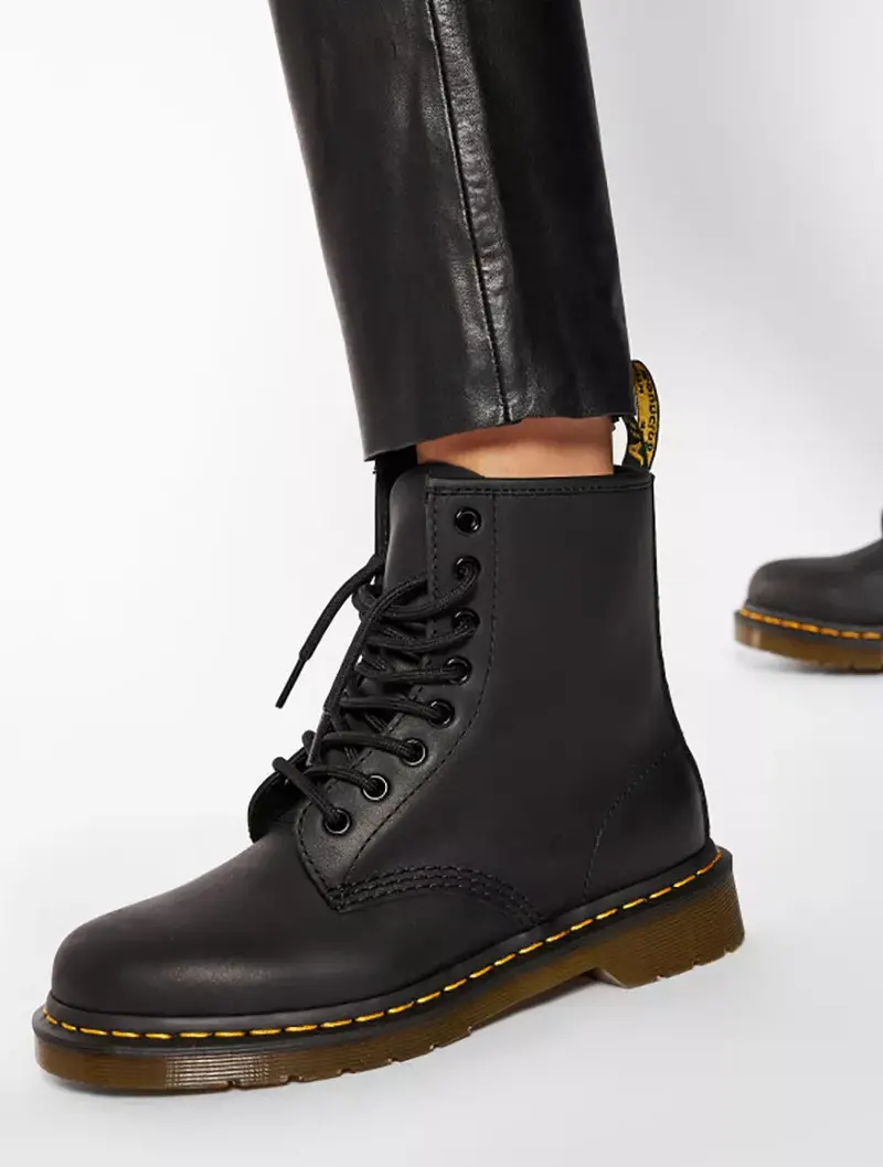 Dr. Martens 1460 Black Greasy 1