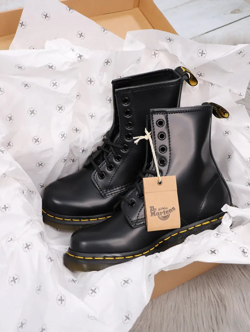 Dr. Martens 1460 Black Smooth 1