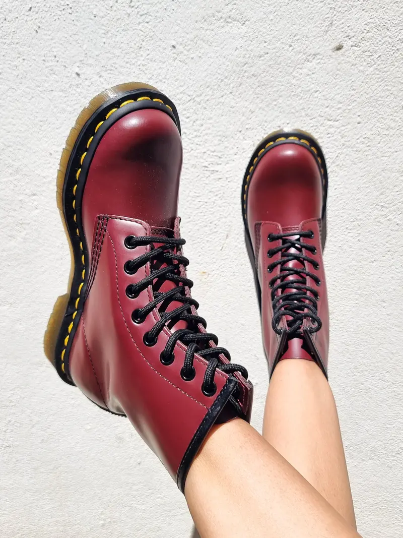 Dr. Martens 1460 Cherry Smooth 1