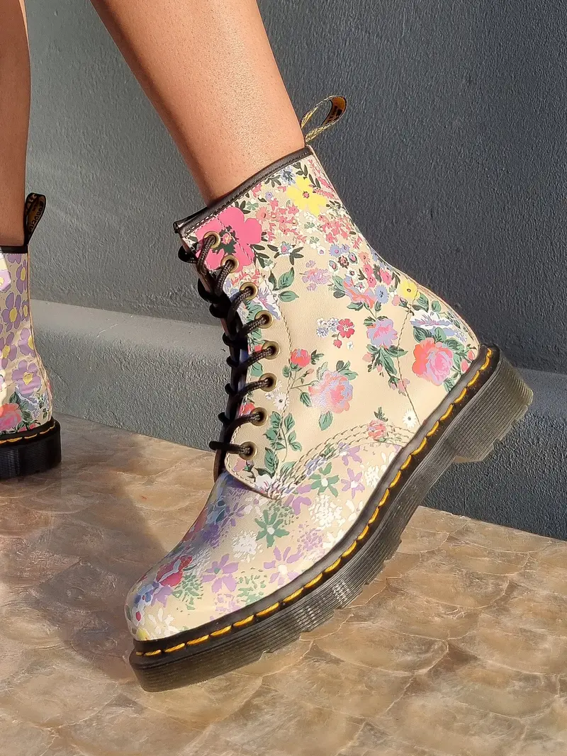 Dr. Martens 1460 Floral Mash-Up Cream 1