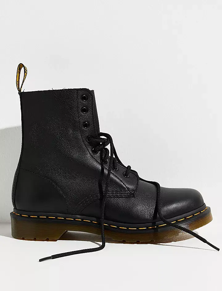 Dr. Martens 1460 Pascal Black Virginia 6