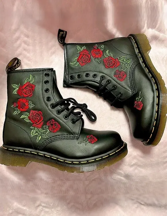 Dr. Martens 1460 Vonda Red Rose 1