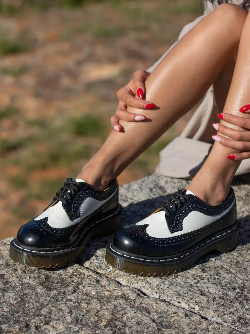 Dr. Martens 3989 Black White 1