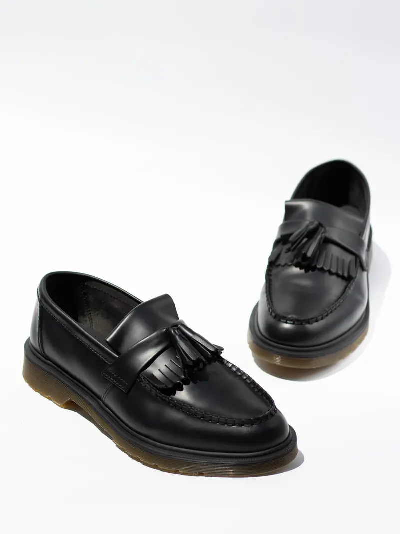 Dr. Martens Adrian Black Smooth Mono 1