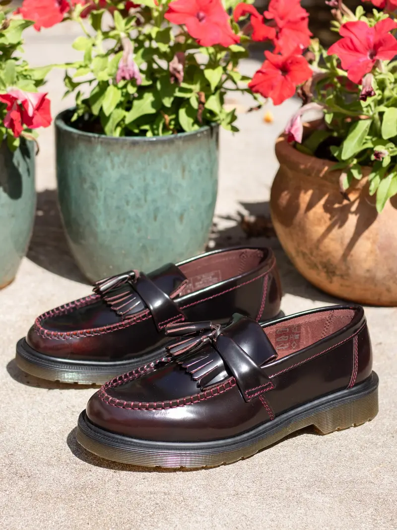 Dr. Martens Adrian Cherry Red Arcadia 4
