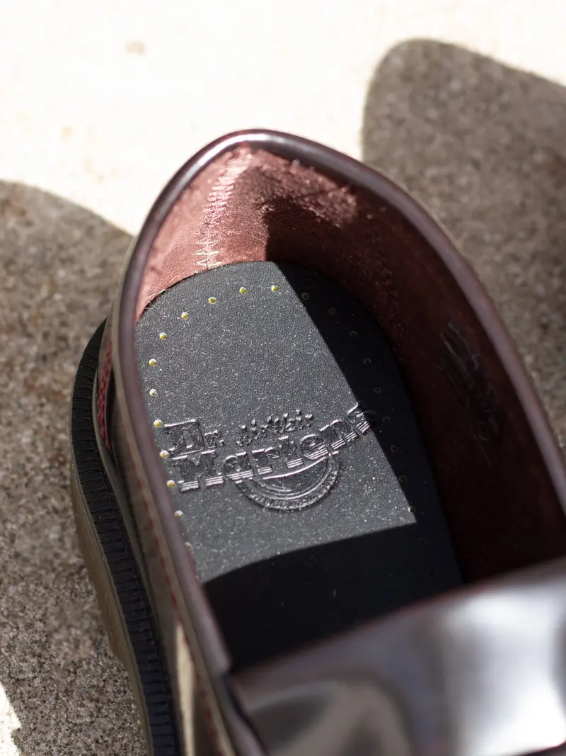 Dr. Martens Adrian Cherry Red Arcadia 5