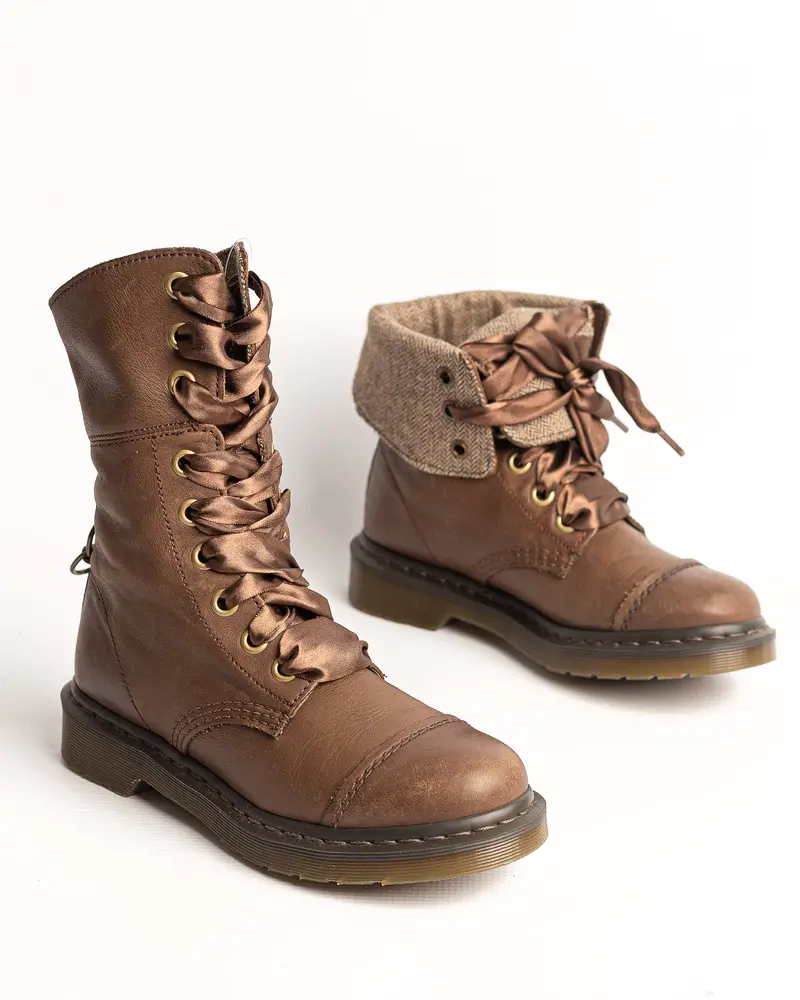 Dr. Martens Aimilita Triumph Brown Twill 1