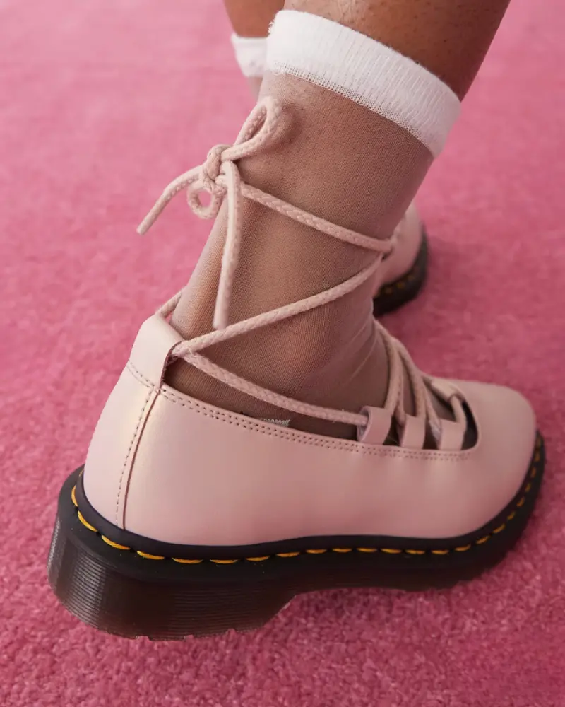 Dr. Martens Elphie Ii Powder Pink 4
