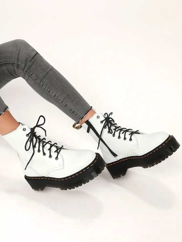 Dr. Martens Jadon White Smooth 1