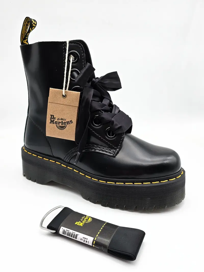 Dr. Martens Ribbon Laces Black 140Cm 1