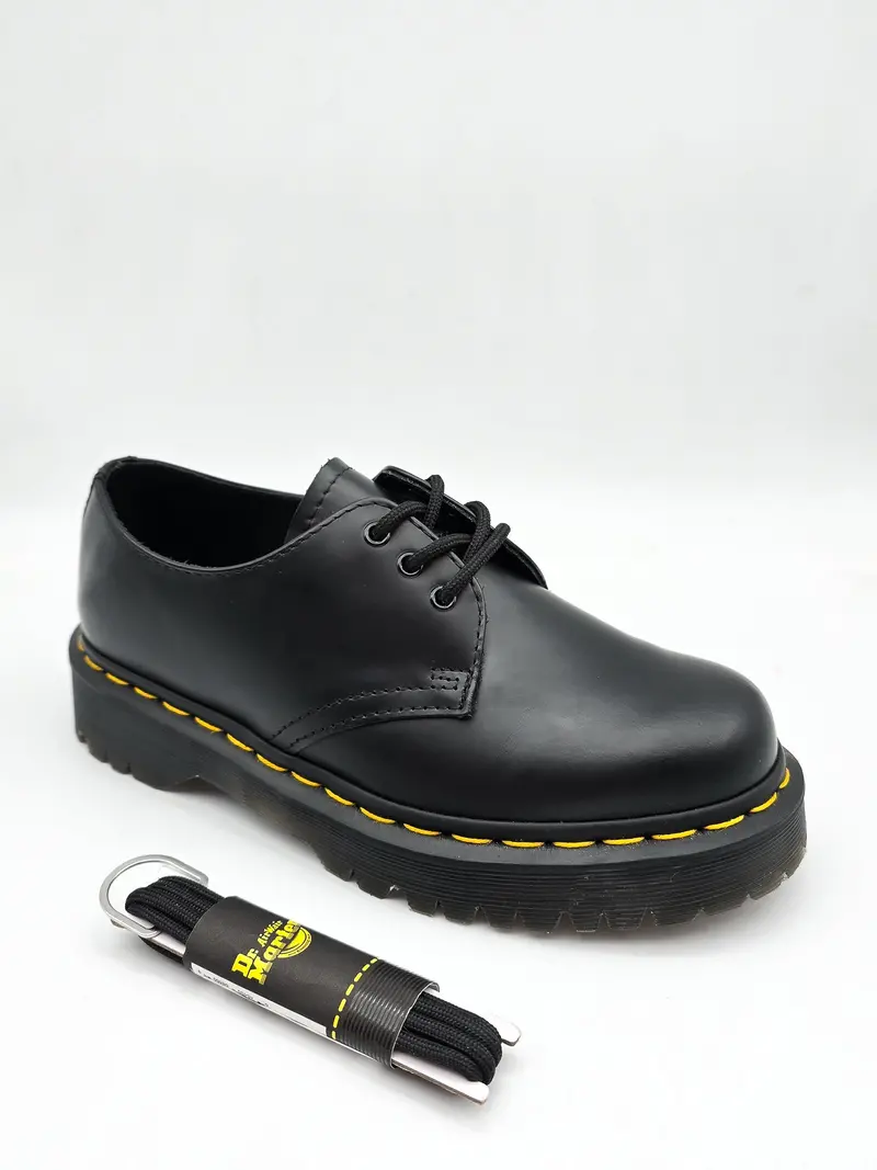 Dr. Martens Round Shoe Laces Black 65Cm 1