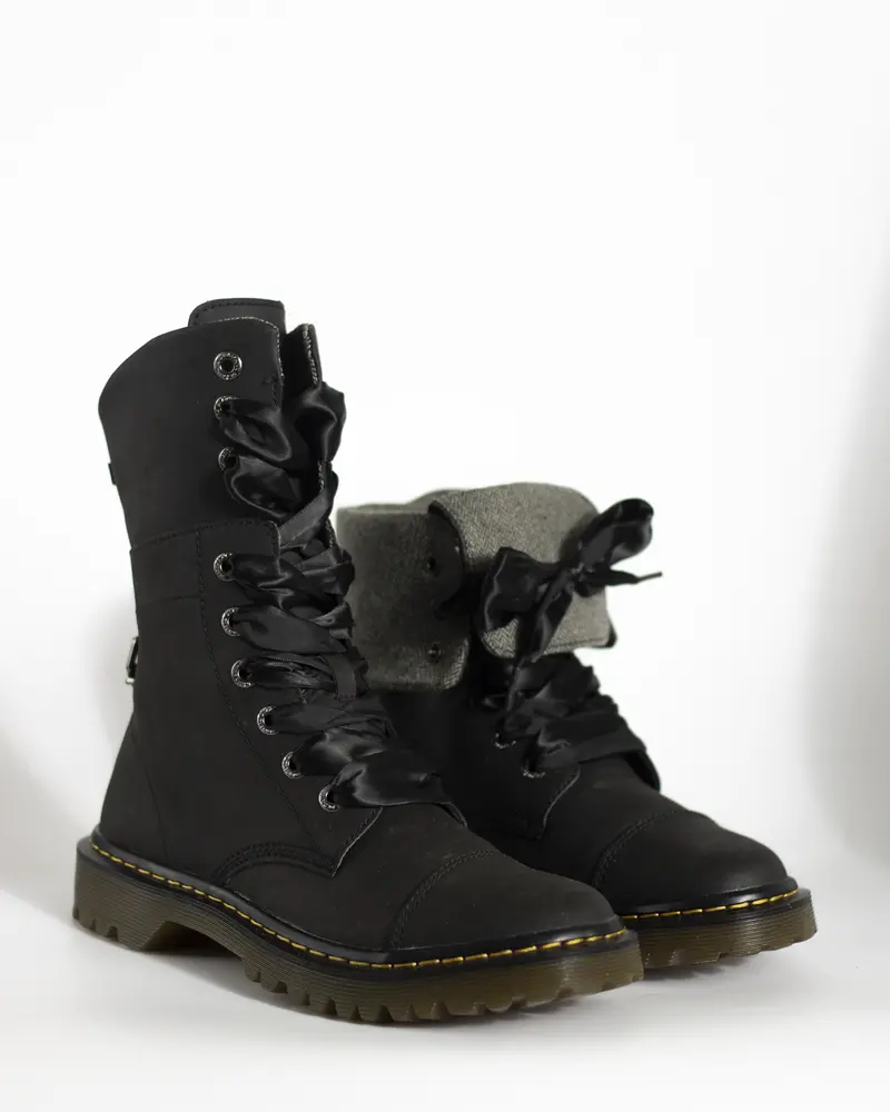 Dr. Martens Yuba Black 1