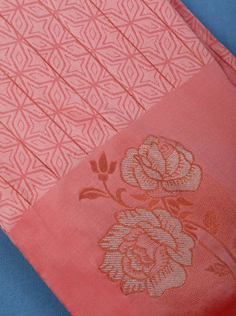 Dusty Rose Pink Geometric Woven Pattern With Floral Design Soft Silk Saree 2