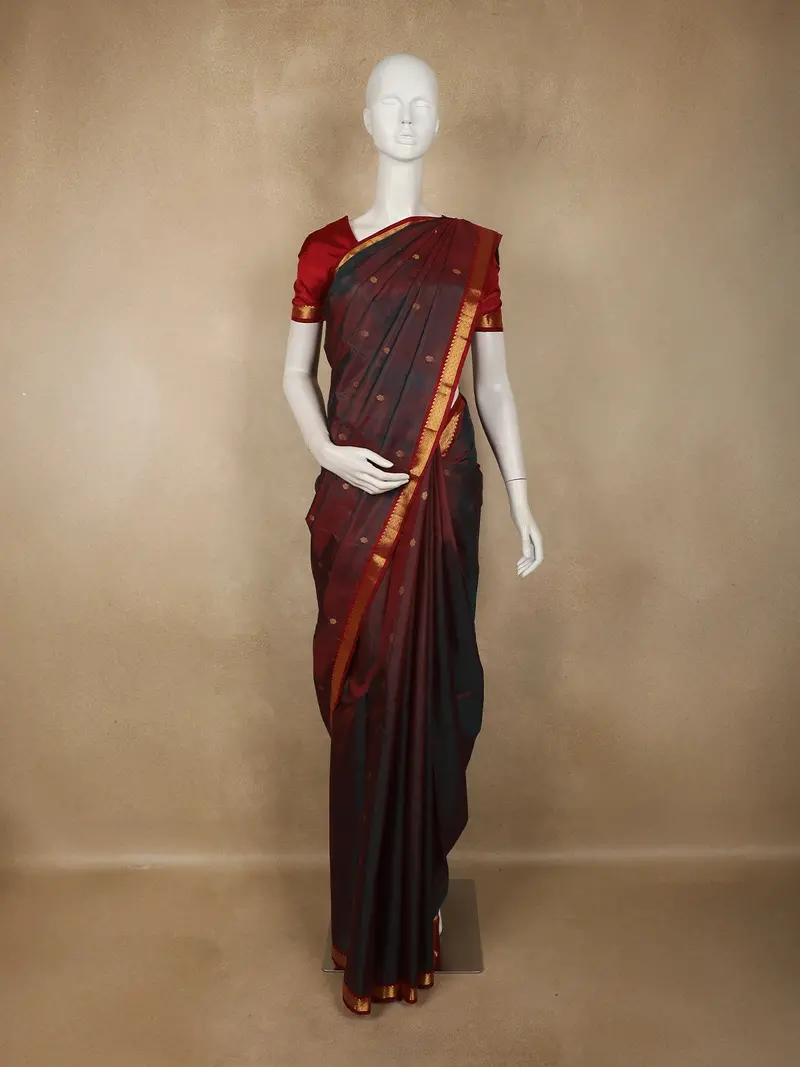 Dusty Wine Butta Zari Woven Design Kanchipuram Silk Saree With Contrast Zari Border 1