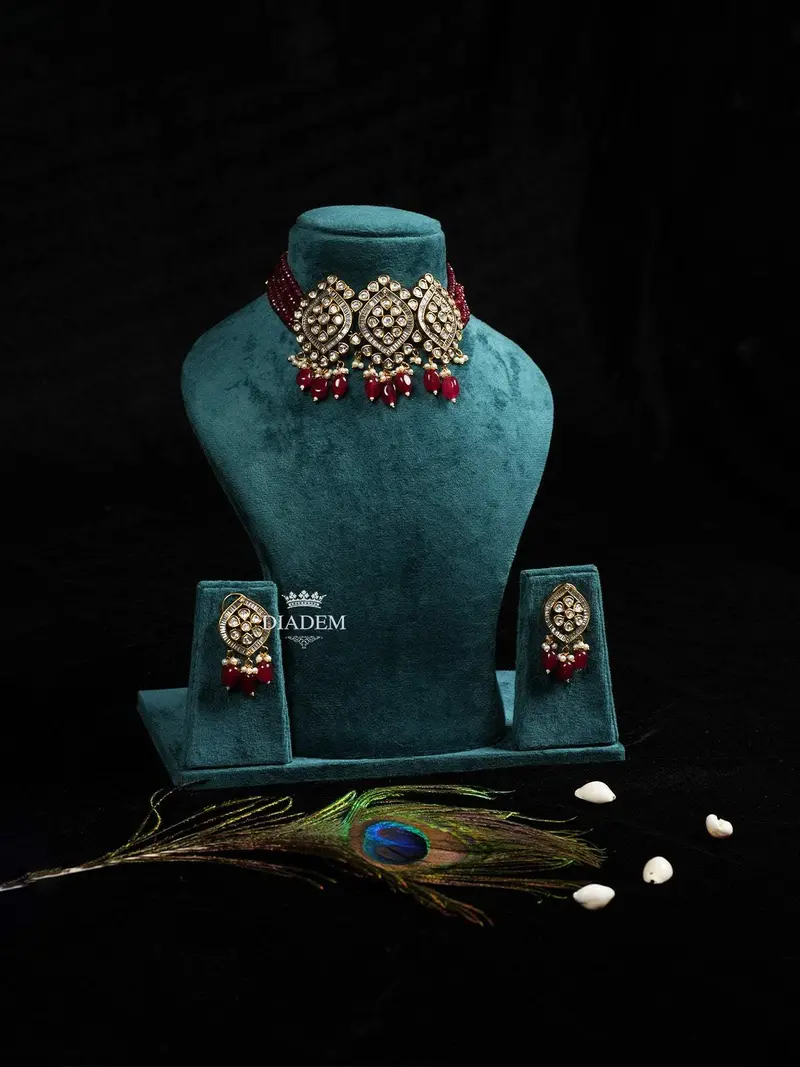 Elegant Winterberry Necklace And Earring Set 1