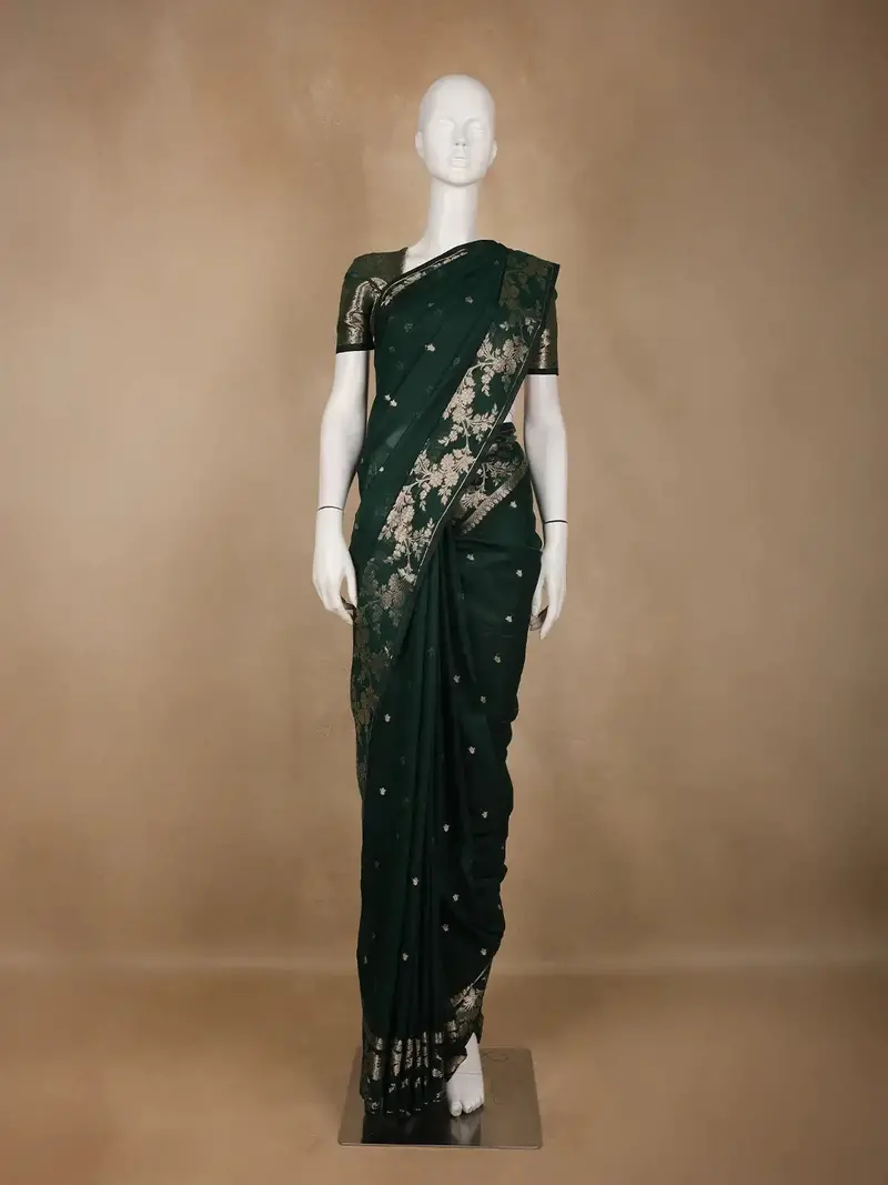 Emerald Green Woven Banarasi Silk Saree With Floral Zari Border 1