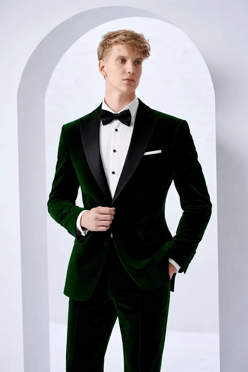 Emerald-Sacramento Green Velvet Stretchable Waistband Pant 4