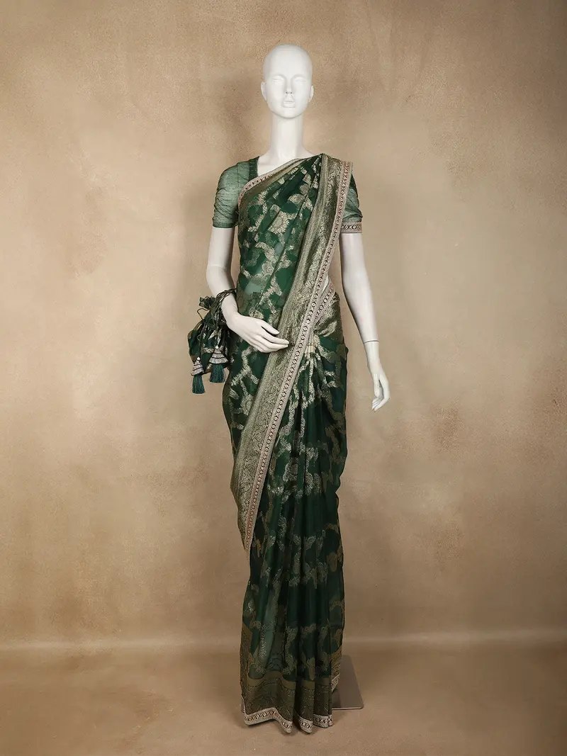 Forest Green Floral Zari Woven Banarasi Silk Saree With Designer Border 1