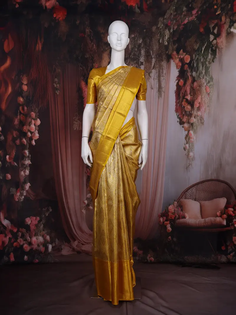 Golden Yellow Diamond Motif Woven Kanchipuram Tissue Silk Saree 1