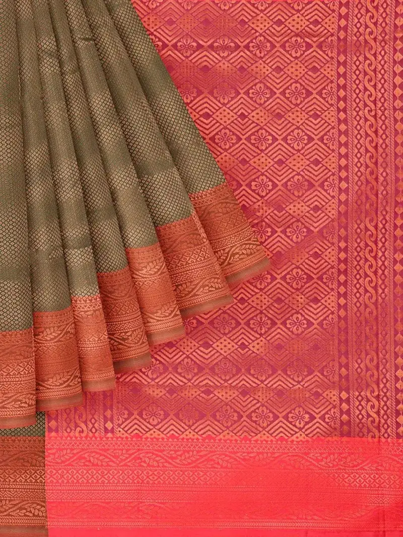 Green Art Silk Saree With Floral Motif On The Body And Contrast Border 1