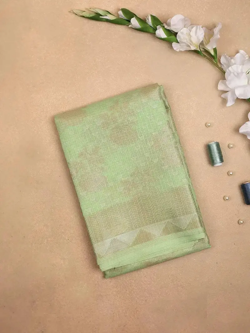 Green Art Silk Saree With Flower Design On The Body With Designed Border 1