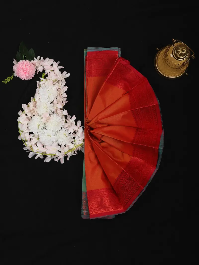Green Butta Woven Soft Silk Saree With Contrast Red Border 1