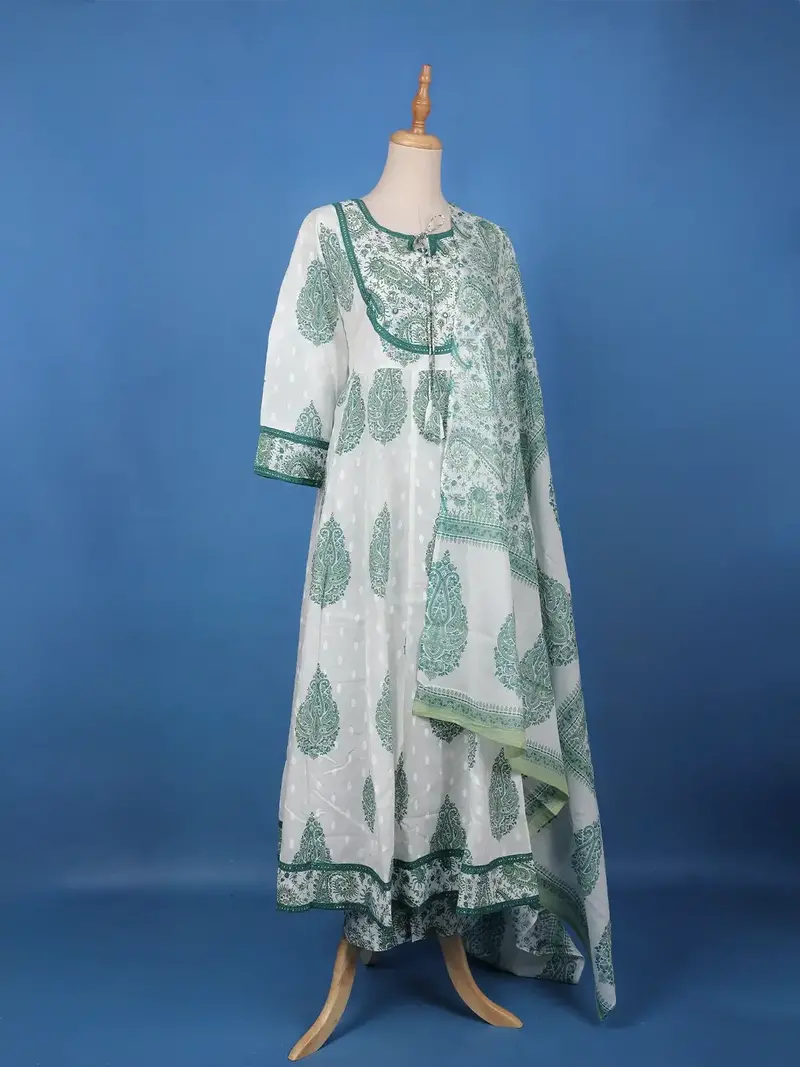 Green Floral Design Printed Cotton Salwar Suit 3