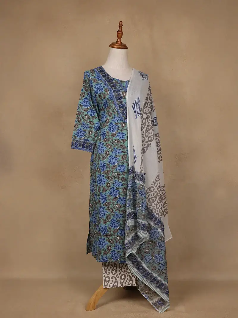 Green Floral Design Printed Cotton Salwar Suit 4