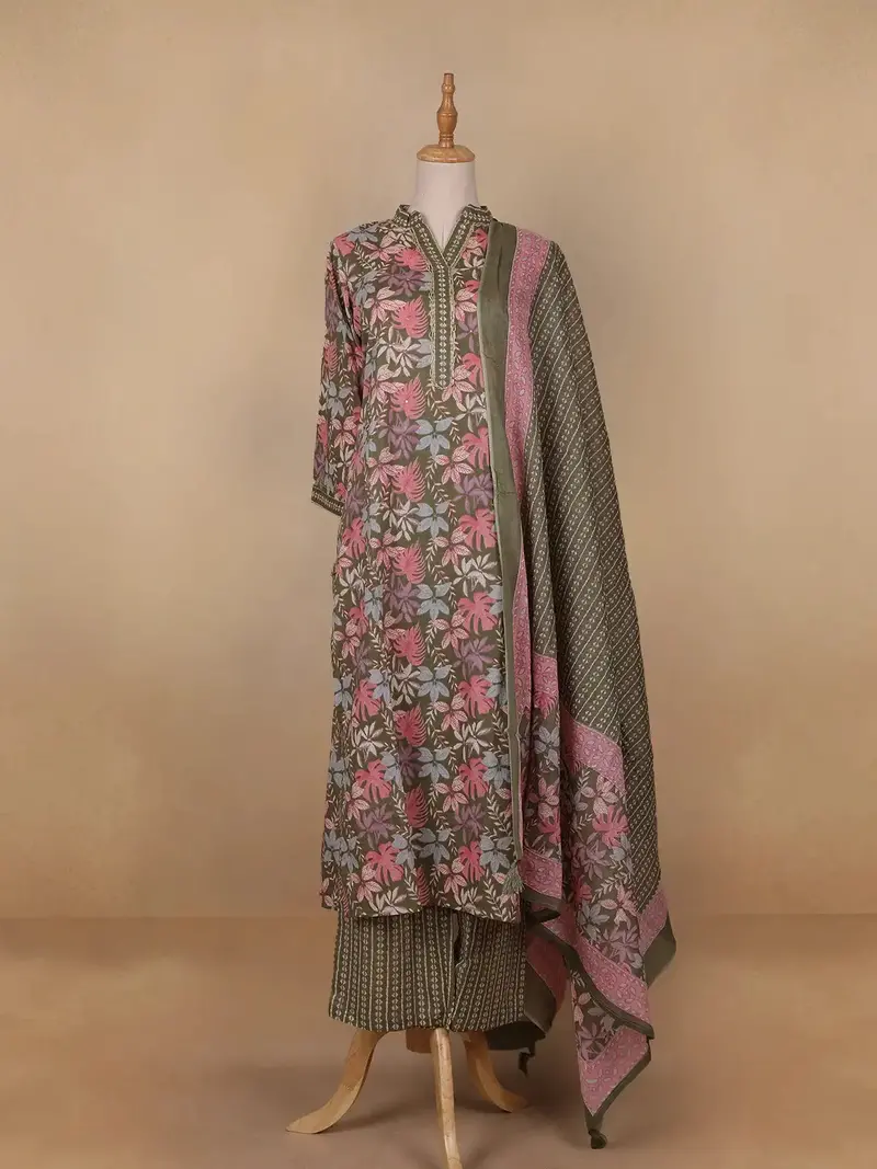 Green Floral Designed Cotton Salwar Suit 1