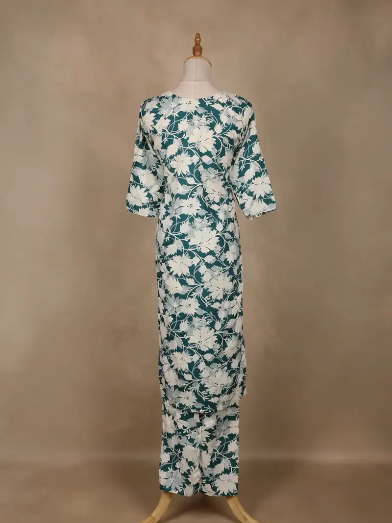 Green Floral Designed Cotton Salwar Suit 4
