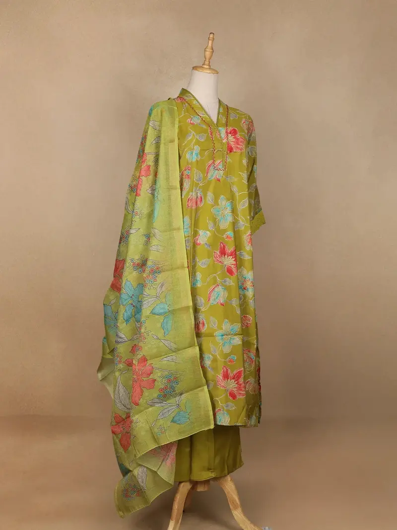 Green Floral Designed Salwar Suit 4