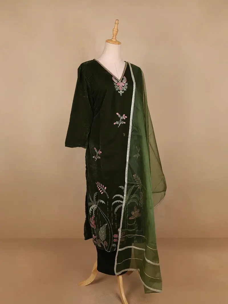Green Floral Designed Velvet Co Ord Salwar Suit 4