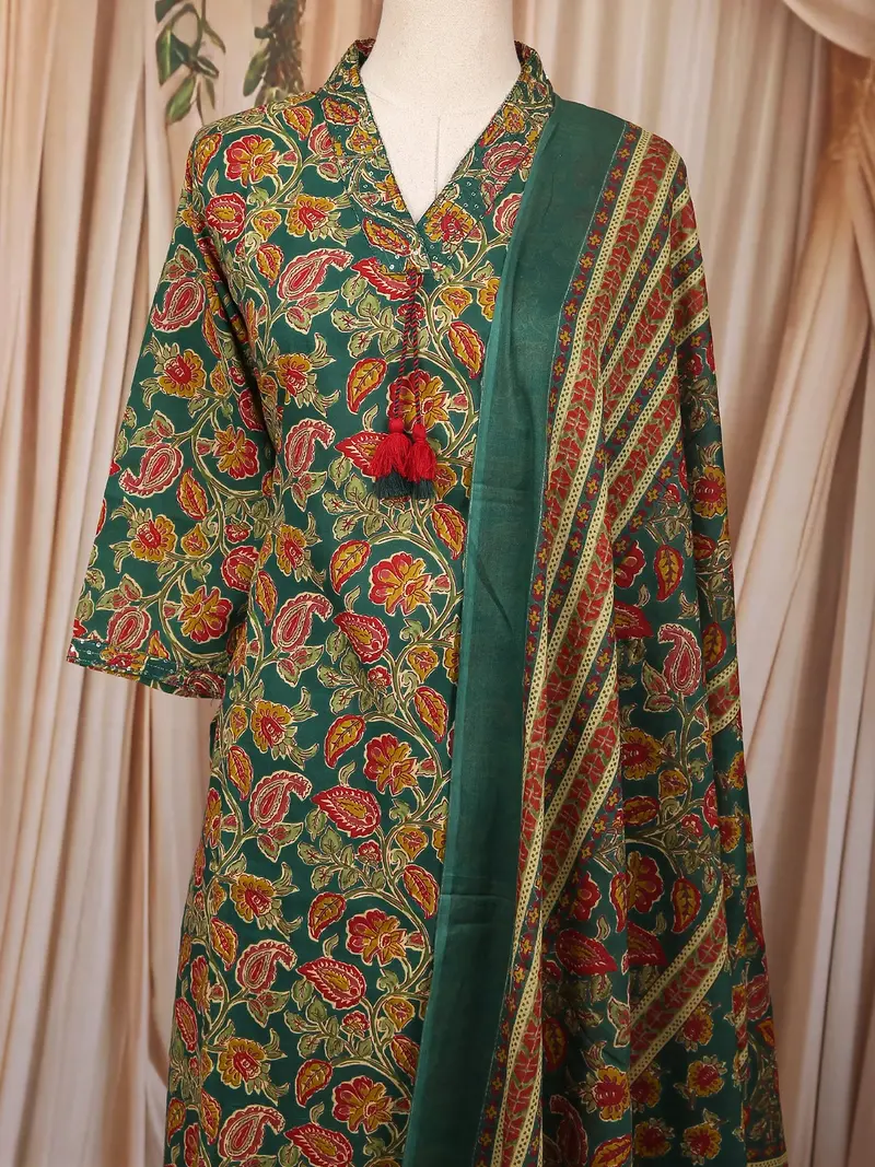 Green Floral Printed Cotton Salwar Suit 2