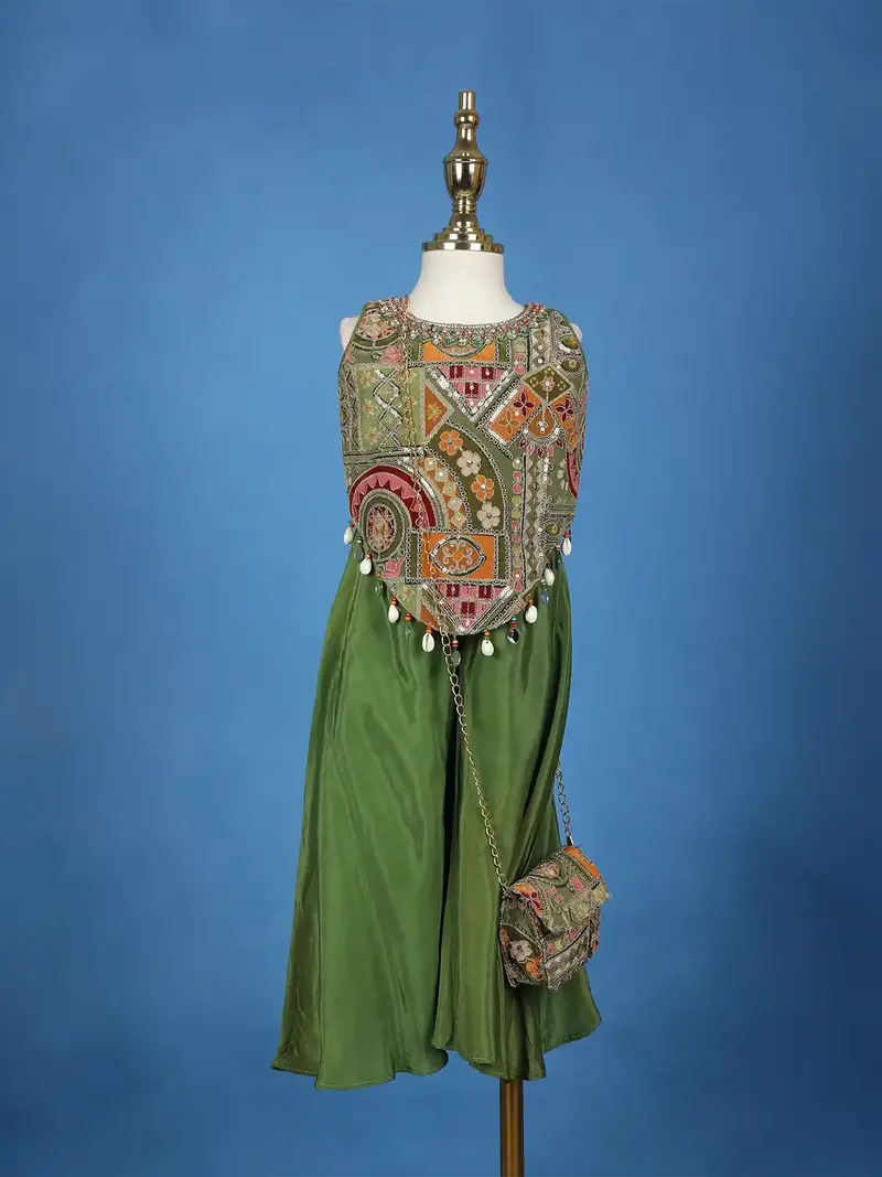 Green Floral Printed Gerogette  Palazzo Salwar Suit For Girls 1
