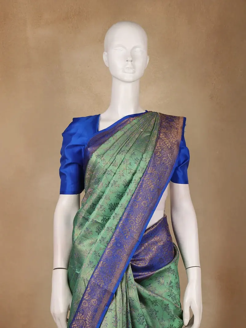 Green Floral Woven Design Pure Kanchipuram Silk Saree 2
