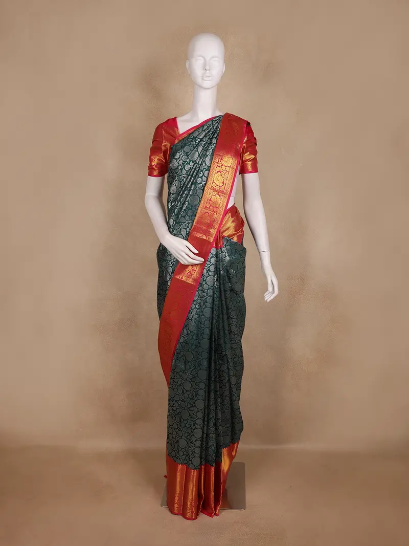 Green Floral Woven Kanchipuram Silk Saree 1