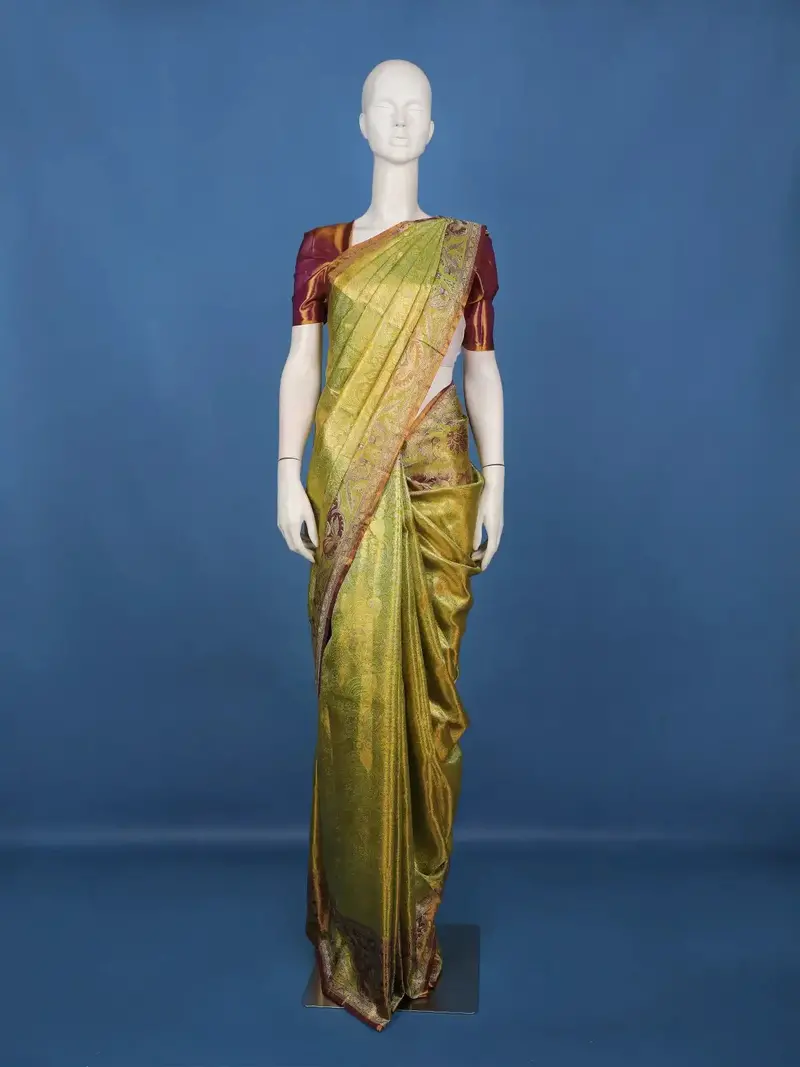 Green Floral Woven Pure Kanchipuram Silk Saree 1