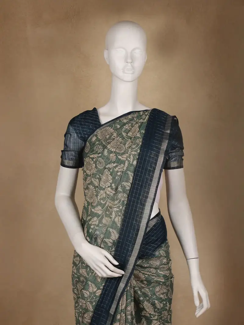 Green Kalamkari Printed Tussar Silk Saree With Contrast Teal Blue Border 2