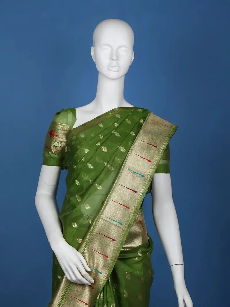 Green Peacock Designed Soft Silk Saree 2
