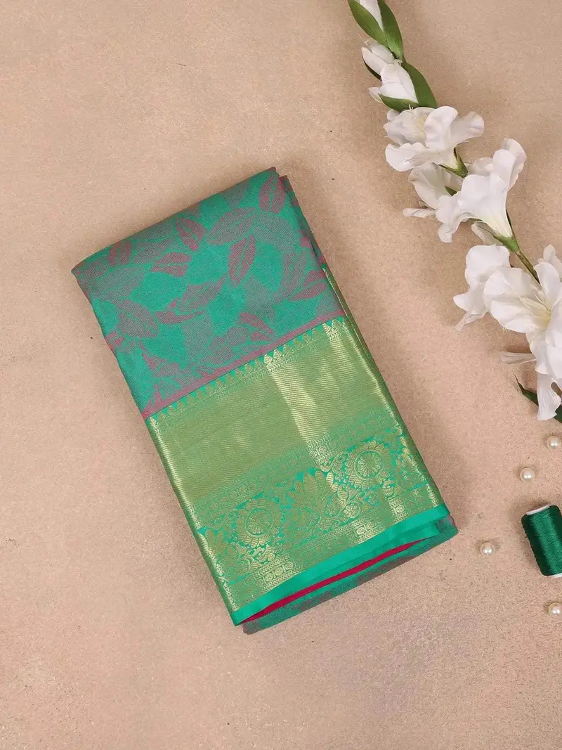 Green Pure Kanchipuram Bridal Silk Saree With Floral Design On The Body With Zari Border 1