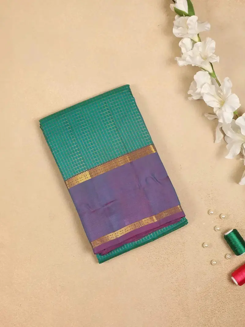 Green Pure Kanchipuram Silk Saree With Checks Design On The Body With Zari Border 1