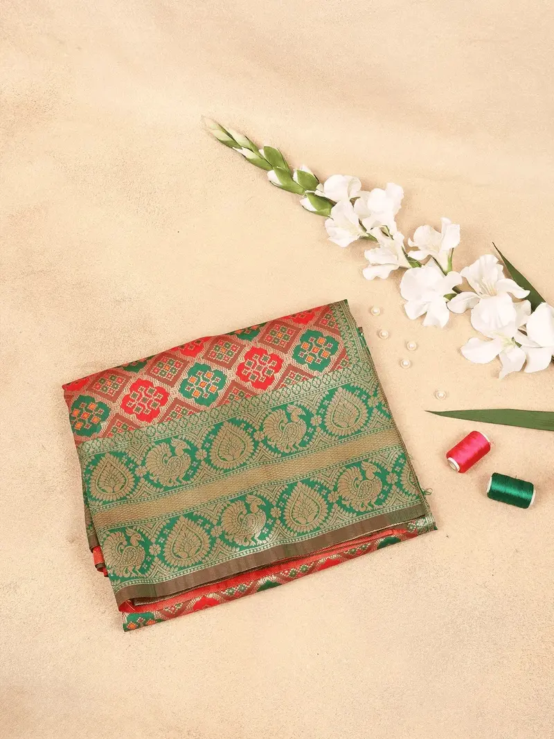Green Semi Banarasi Saree With Fancy Designs On The Body And Zari Border 1