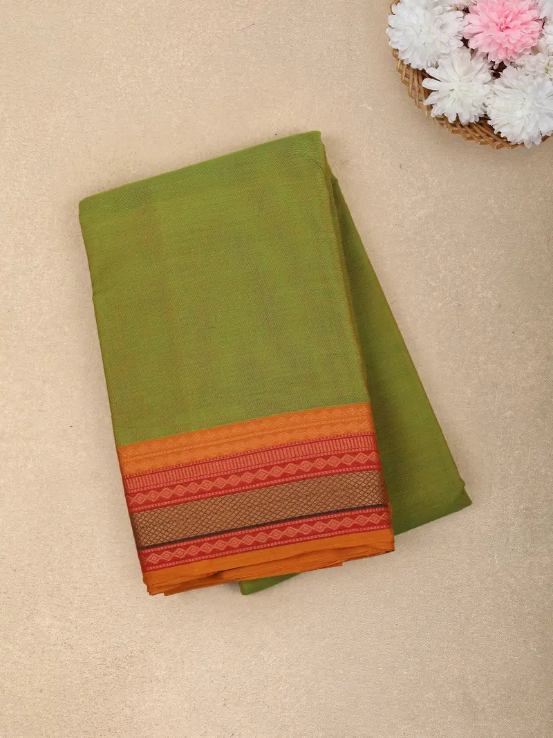 Green Solid Cotton Saree With Contrast Traditional Woven Border 1