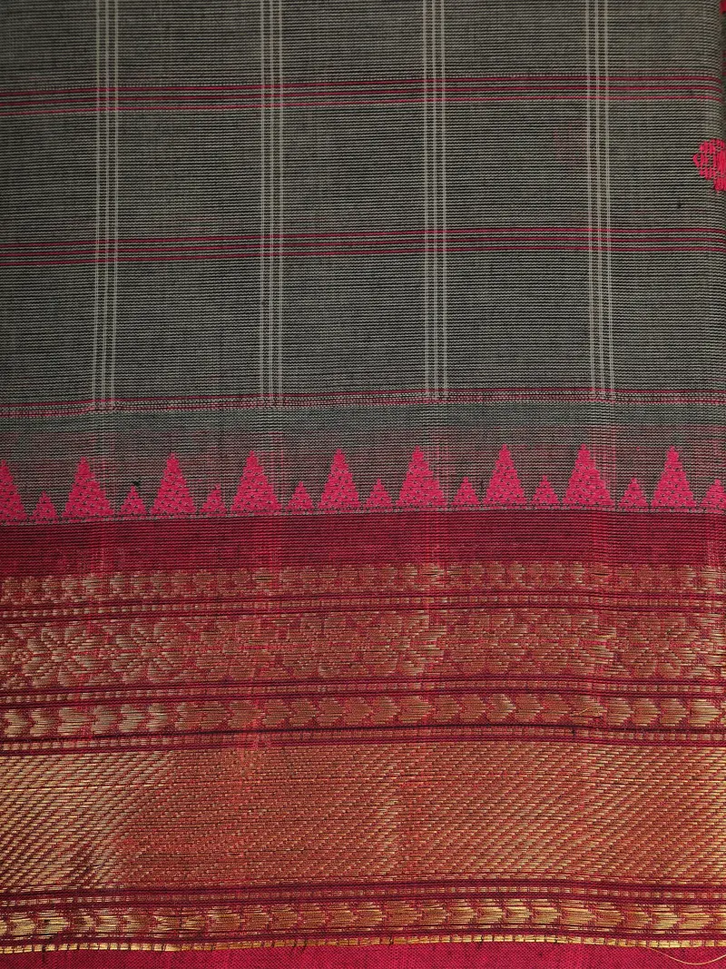 Grey Checks Design Cotton Saree With Red Zari Woven Border 2