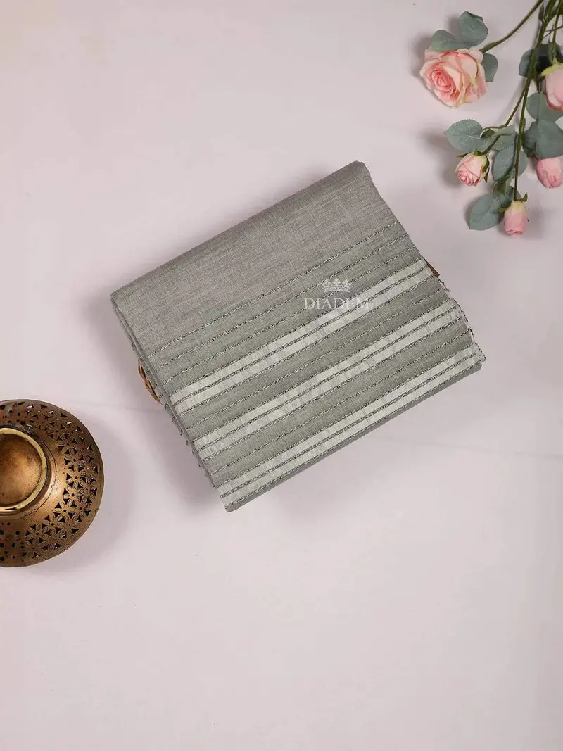 Grey Cotton Saree With Jute Design On The Body Without Border 1