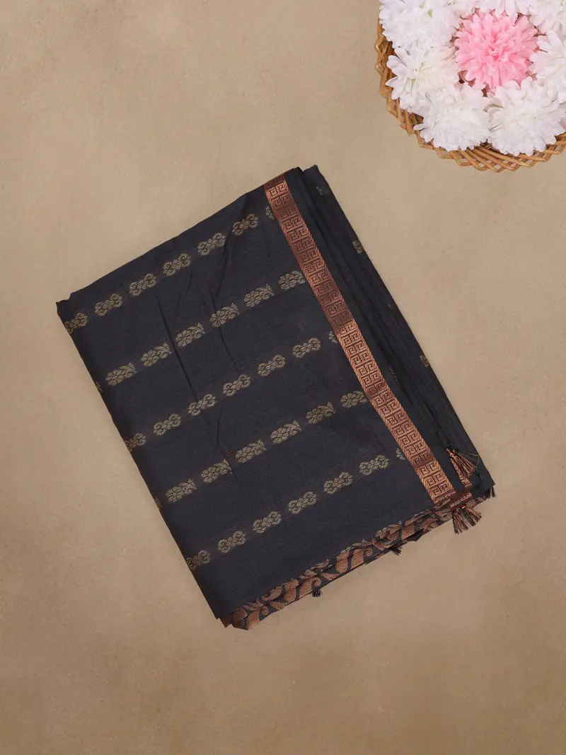 Grey Floral Butta Design Cotton Saree 1