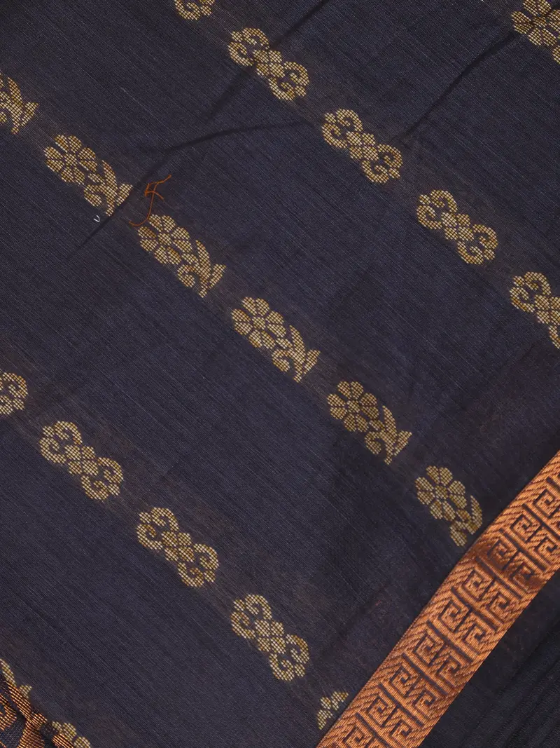 Grey Floral Butta Design Cotton Saree 2